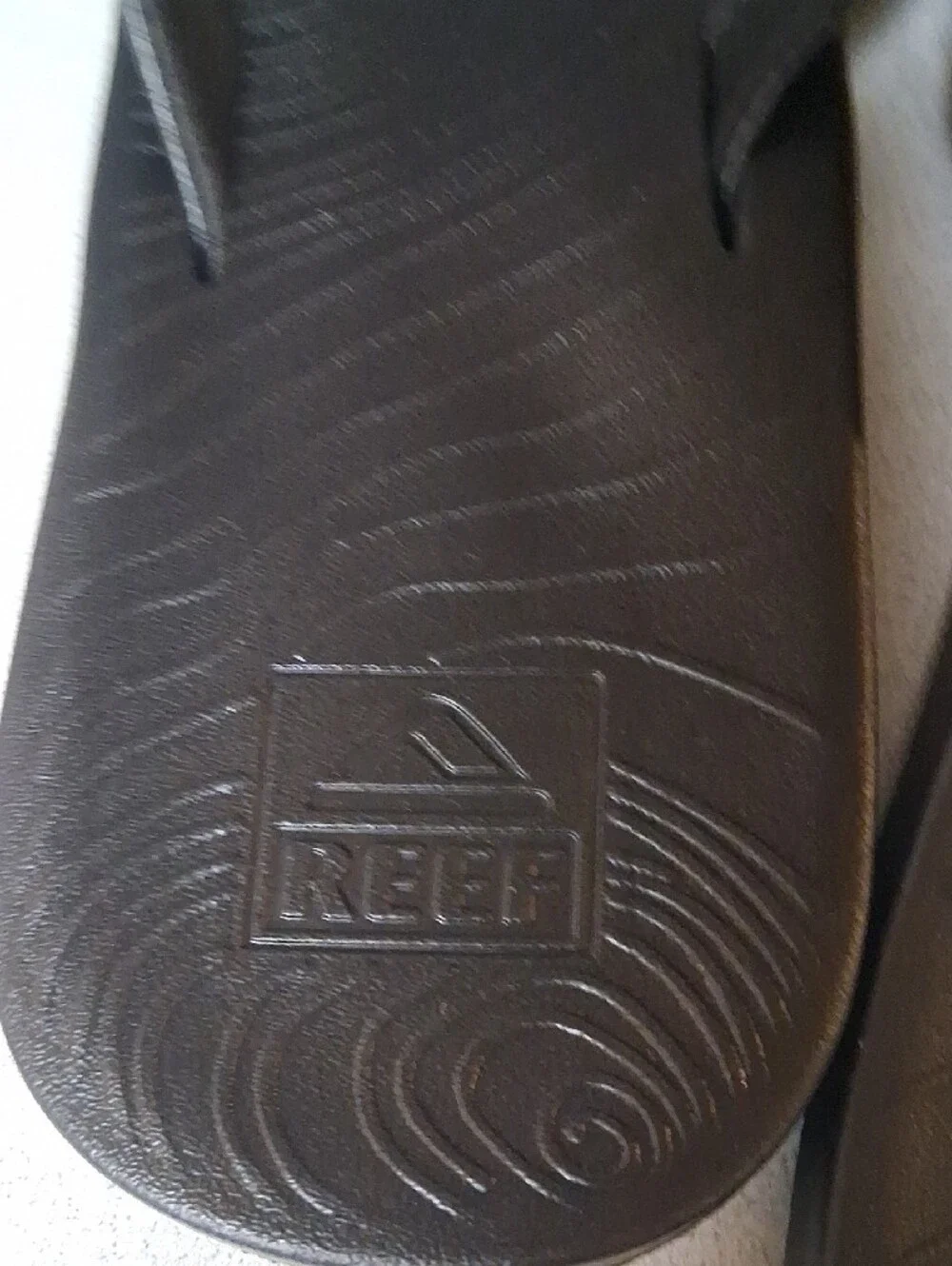 BNWT WOMENS Reef Zen Love Black w Brown Size 10